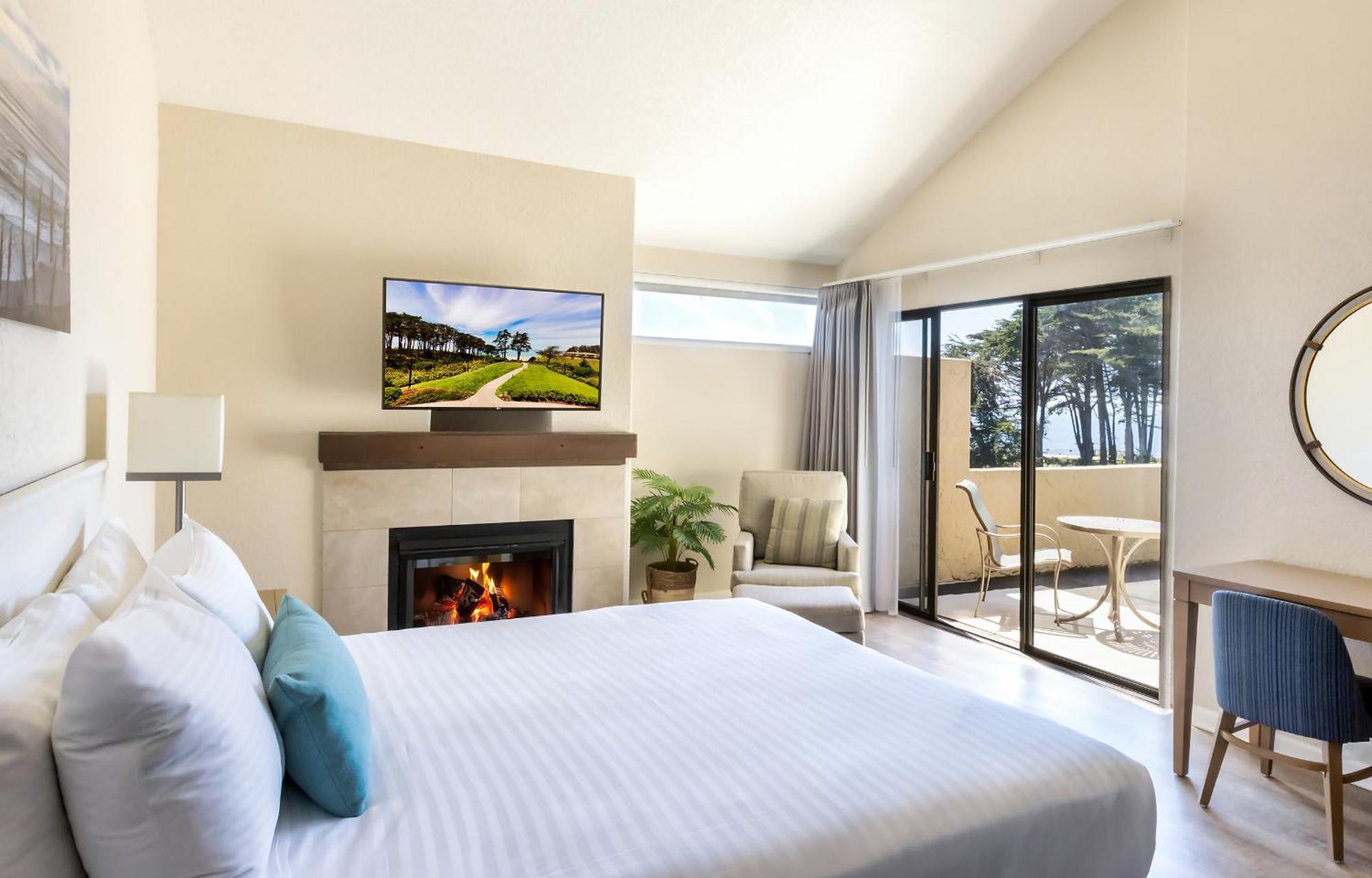 אפטוס Seascape Beach Resort מראה חיצוני תמונה