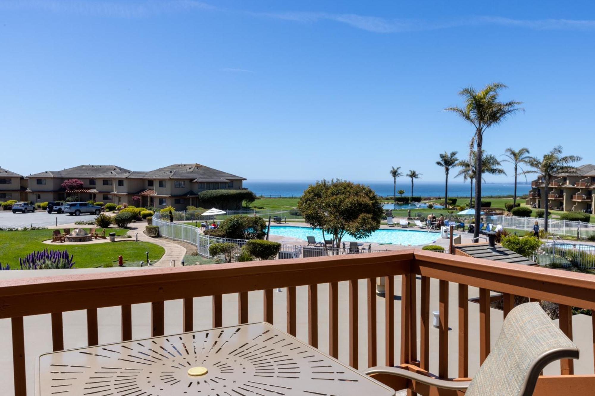 אפטוס Seascape Beach Resort מראה חיצוני תמונה